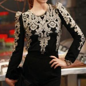 Round-neck Embroidery Long Sleeve Slim Top