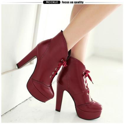 Stylish Lace Up Thick High Heel Boots