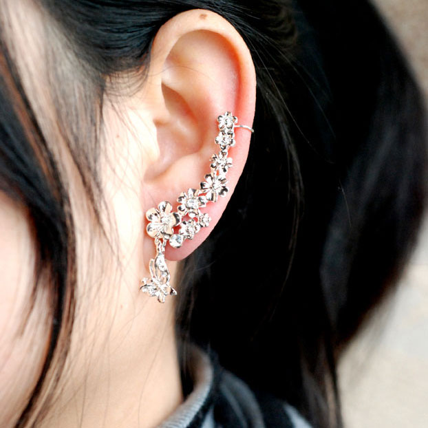 Gorgeous Fancy Svarovski Crystal Ear Line