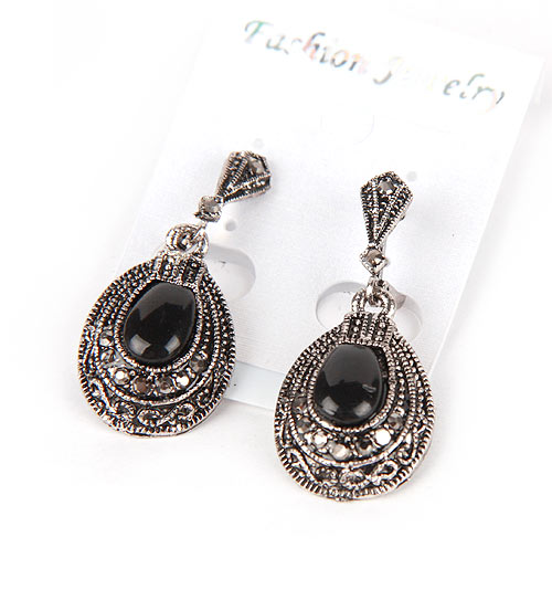 Vintage Drop Earrings on Luulla